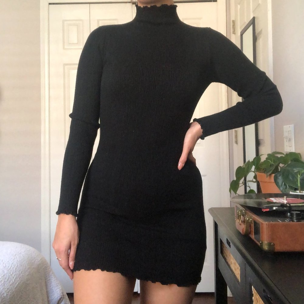 Long Sleeved, Black Bodycon Dress